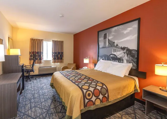 Super 8 By Wyndham Big Rapids