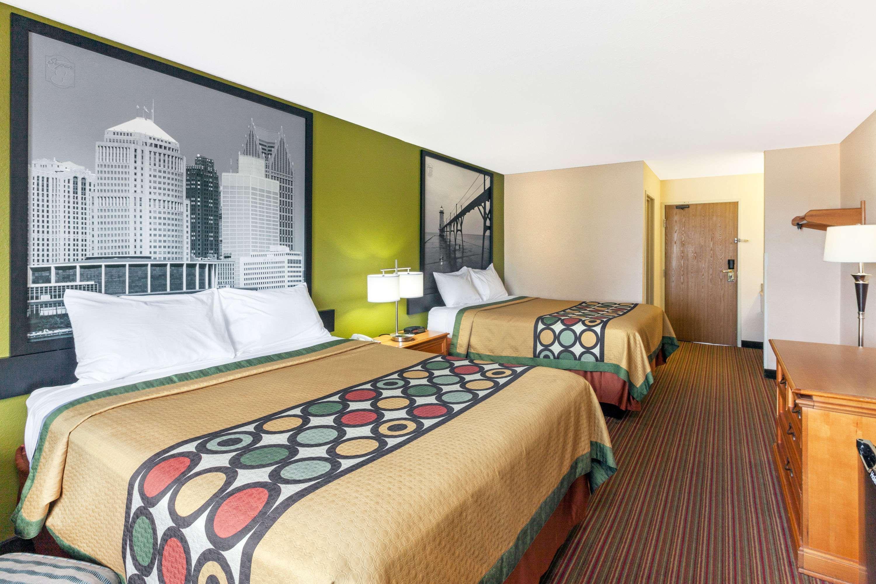 Super 8 By Wyndham 3*