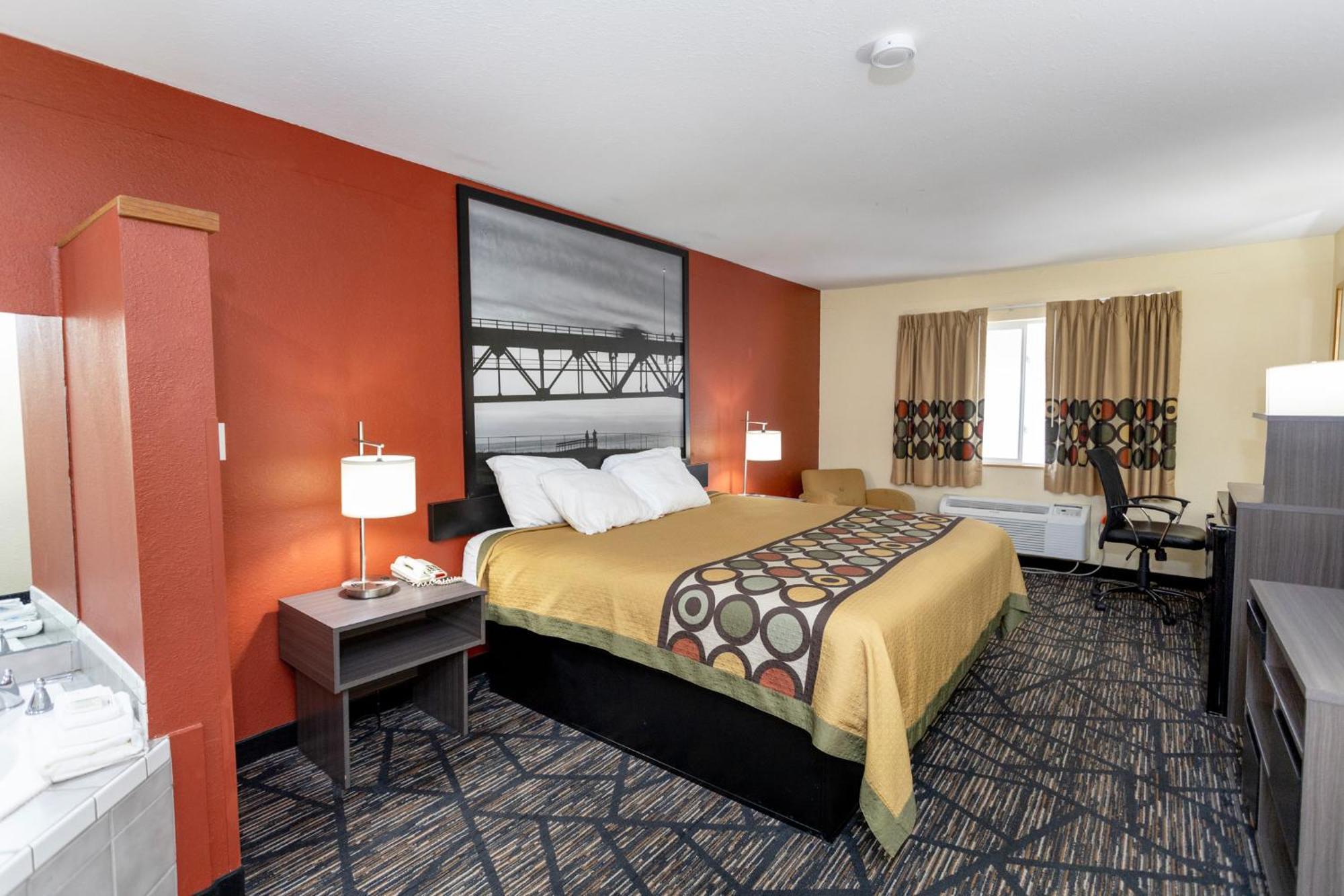 Super 8 By Wyndham Motel Big Rapids